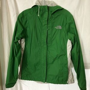Windbreaker/rain jacket